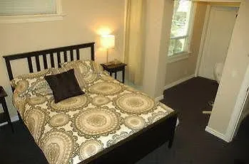 Cambie Lodge Vancouver Bed & Breakfast